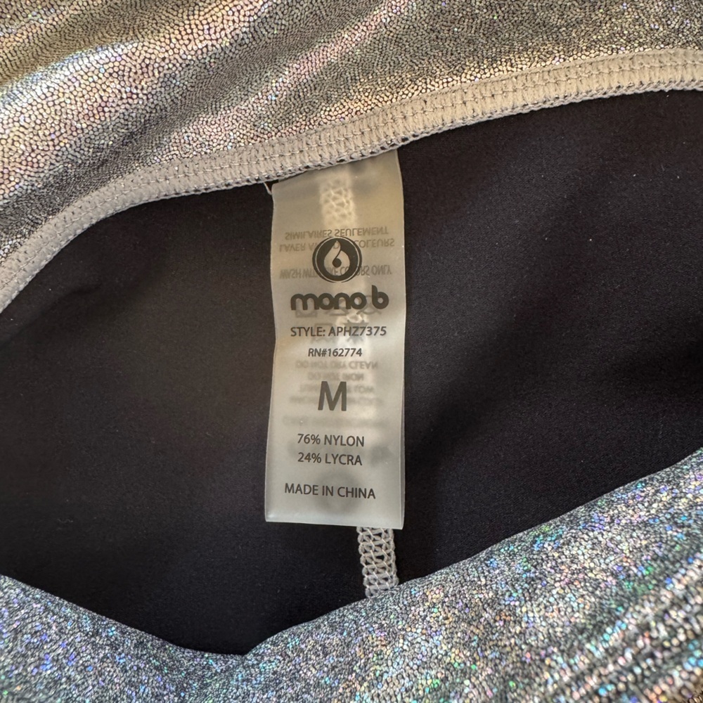 NWT! Women’s MONO B silver holographic biker shorts Medium - Picture 4 of 4
